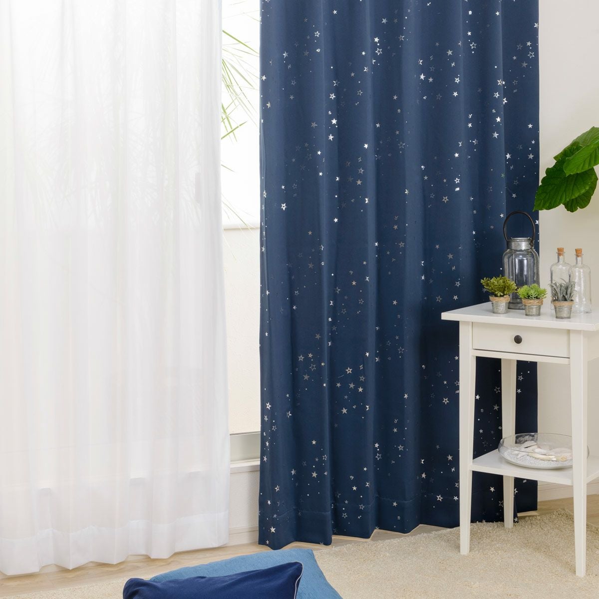 星空柄1級遮光銀箔プリント遮光カーテン スターダスト（D-1533