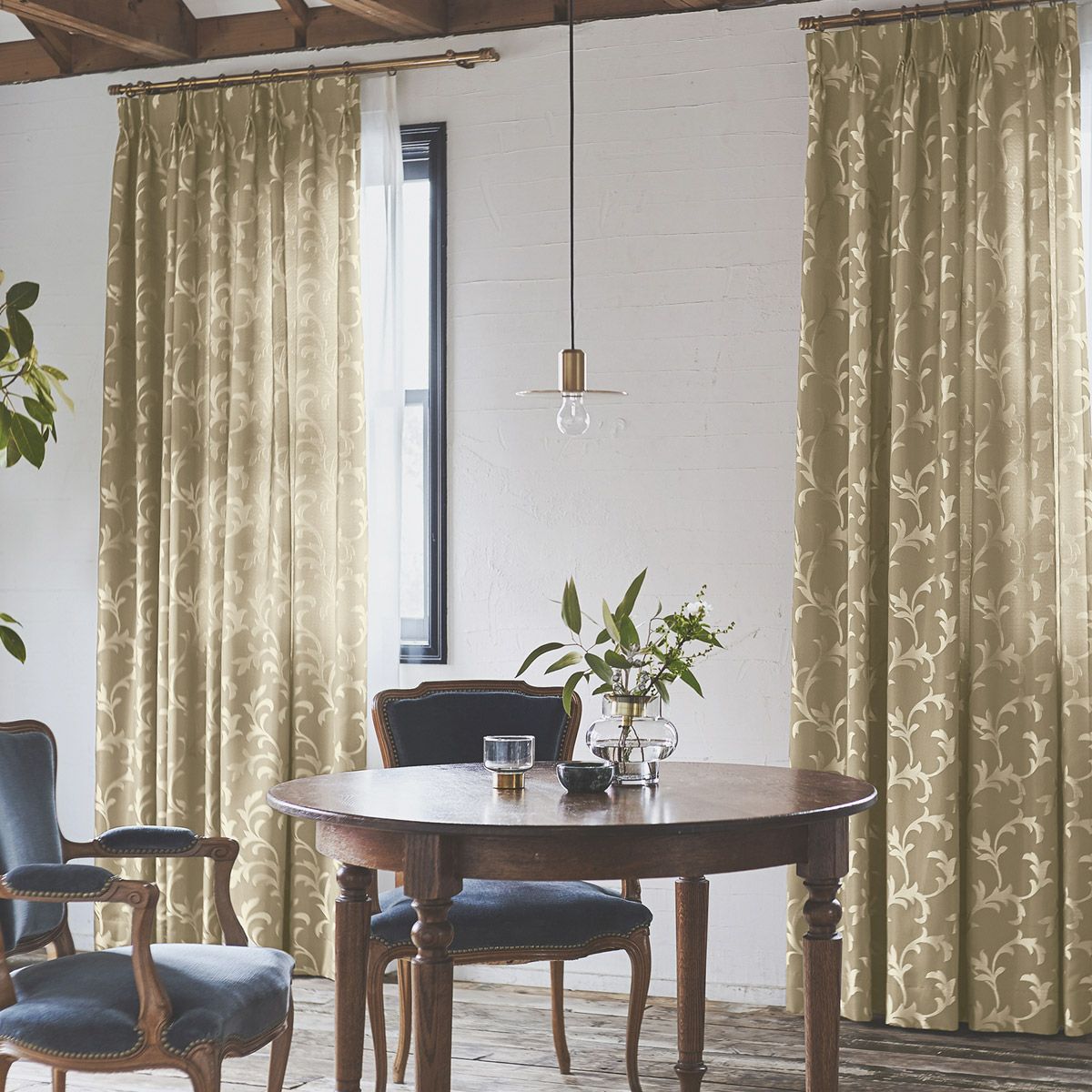 000000013686-01.jpg?size=l&w=