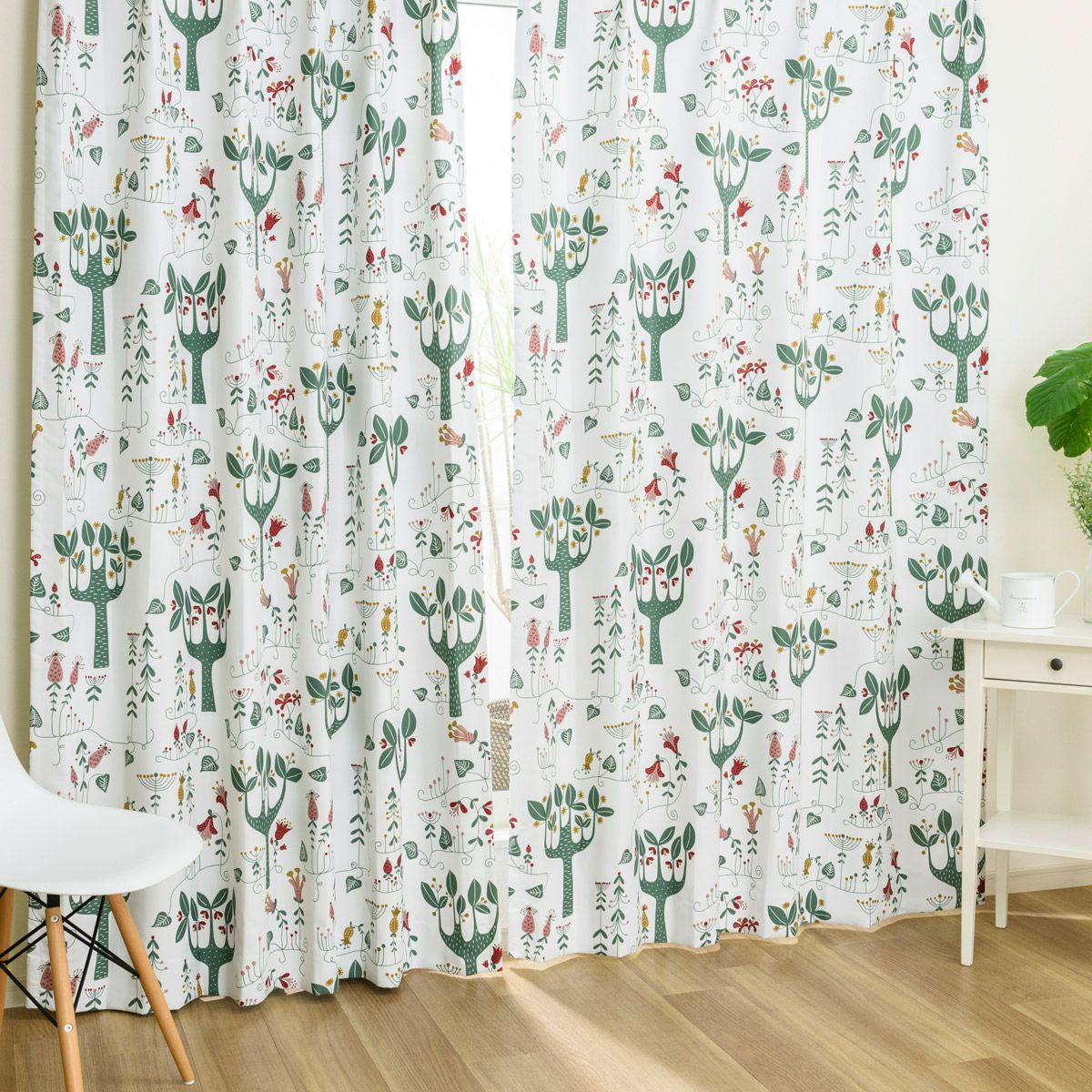 北欧デザイナー'S コレクション 森柄プリント2級遮光カーテン ルボワ