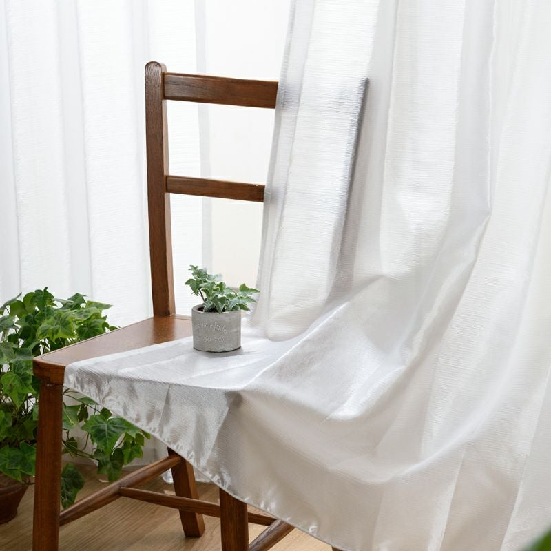 エレガントな光沢が魅力の遮像ミラーレースカーテン カンデラ（L-1201