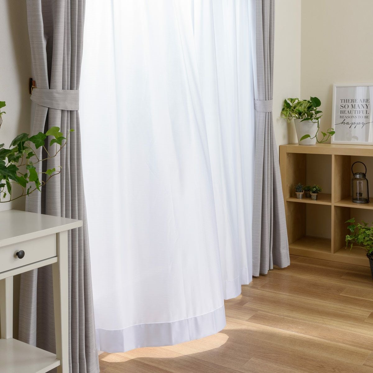 カジュアルの定番ストライプ・チェックレース｜カーテン通販専門店