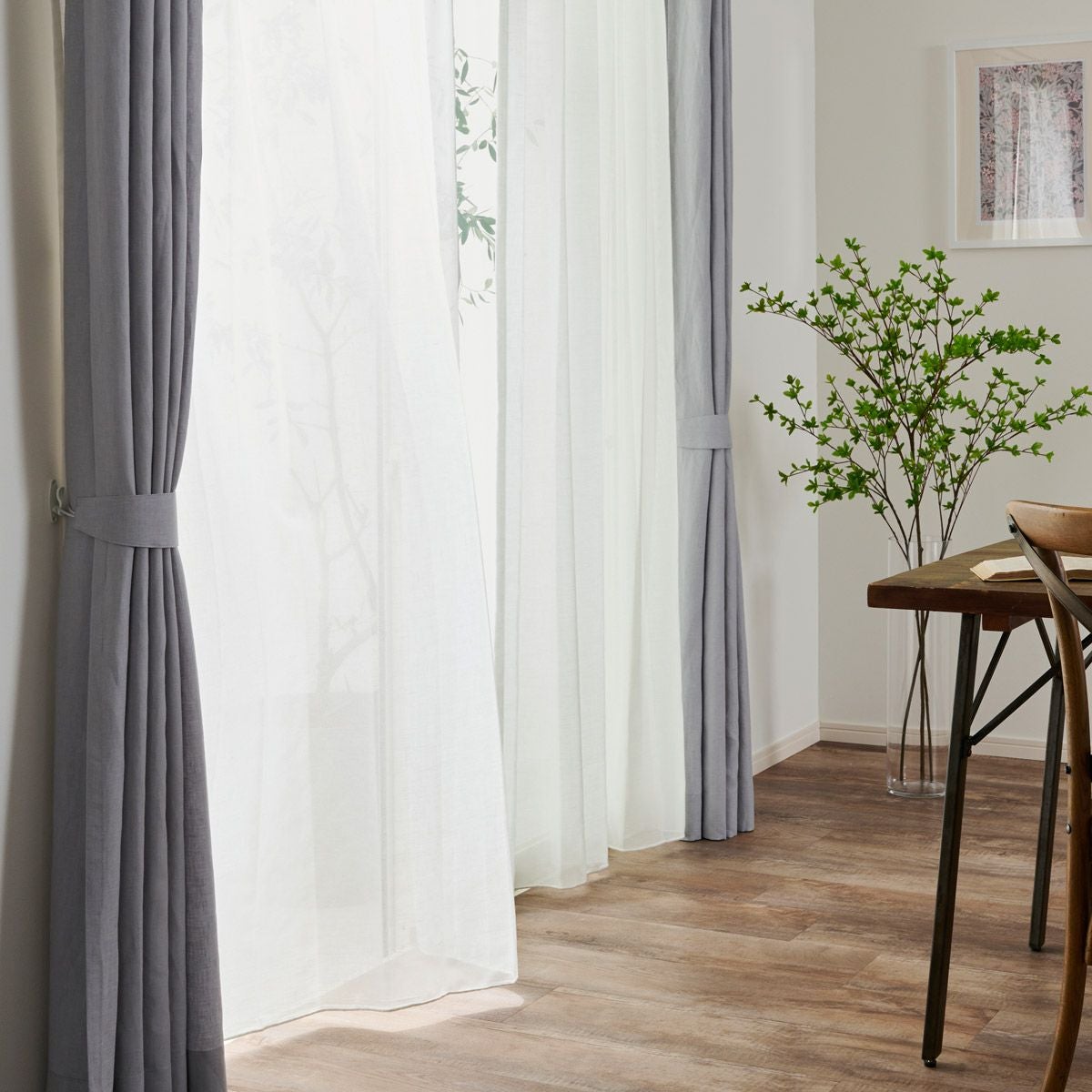 柔らかい質感が魅力の綿ガーゼ風レースカーテン ネマン（L-1290