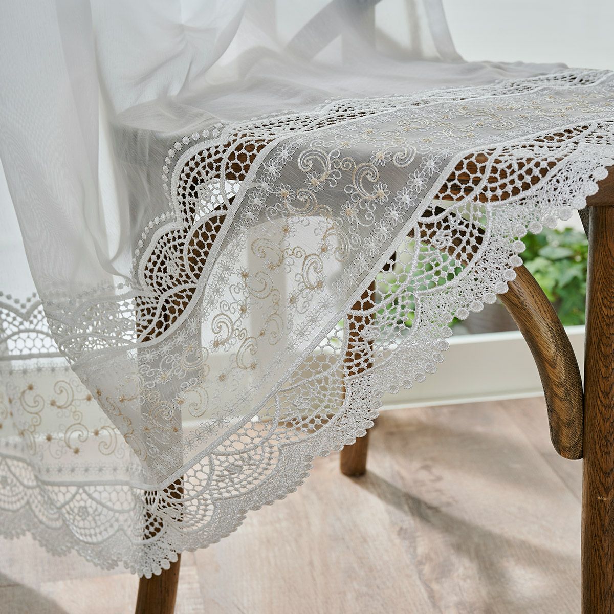 000000015360-01.jpg?size=l&w=