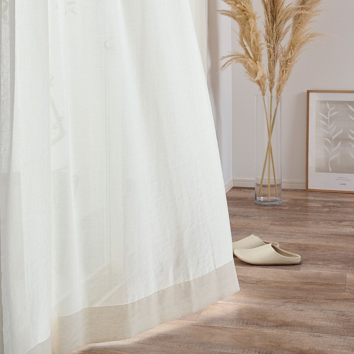 ふんわり柔らか綿ガーゼのような質感の防炎レースカーテン モルン（L