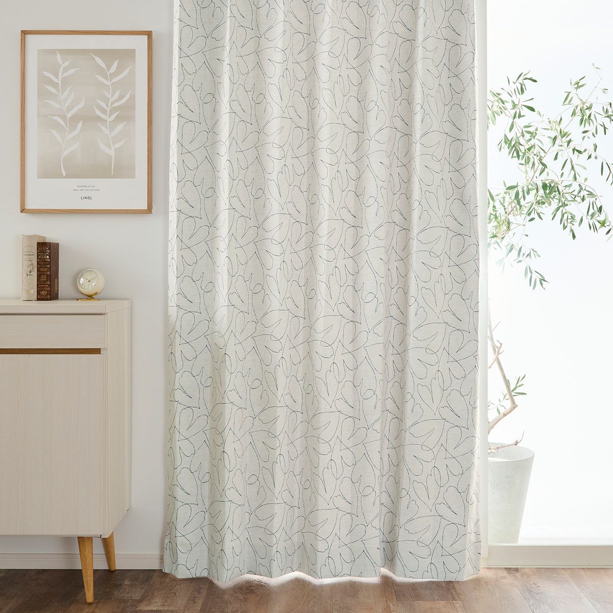 手書き風のハート柄がおしゃれな2級遮光カーテン クオレ（D-1193