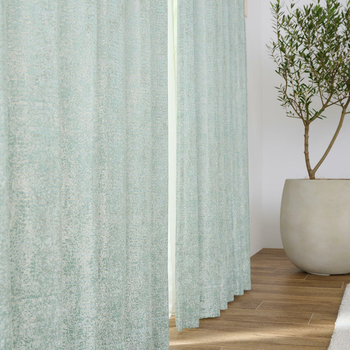 ツイードのようなざっくりとした織りがおしゃれな2・3級遮光カーテン ラスター 裏地付き（D-1197）